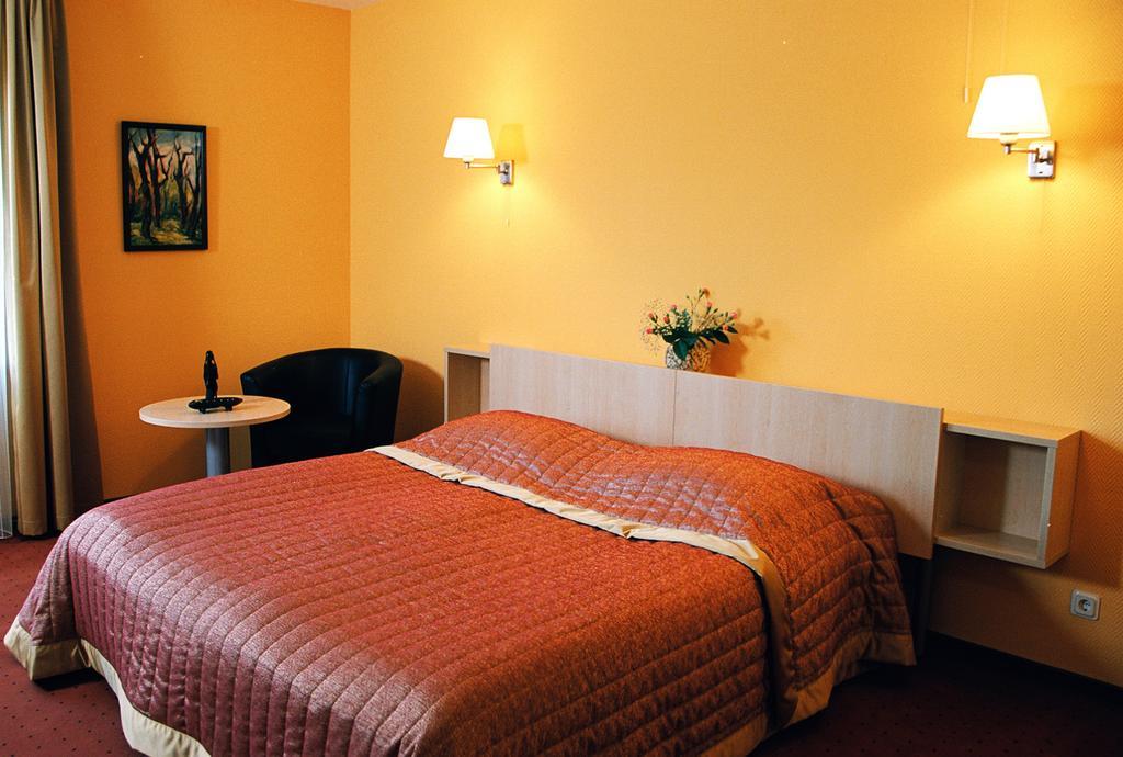 Hotel Senas Namas Алитус Экстерьер фото