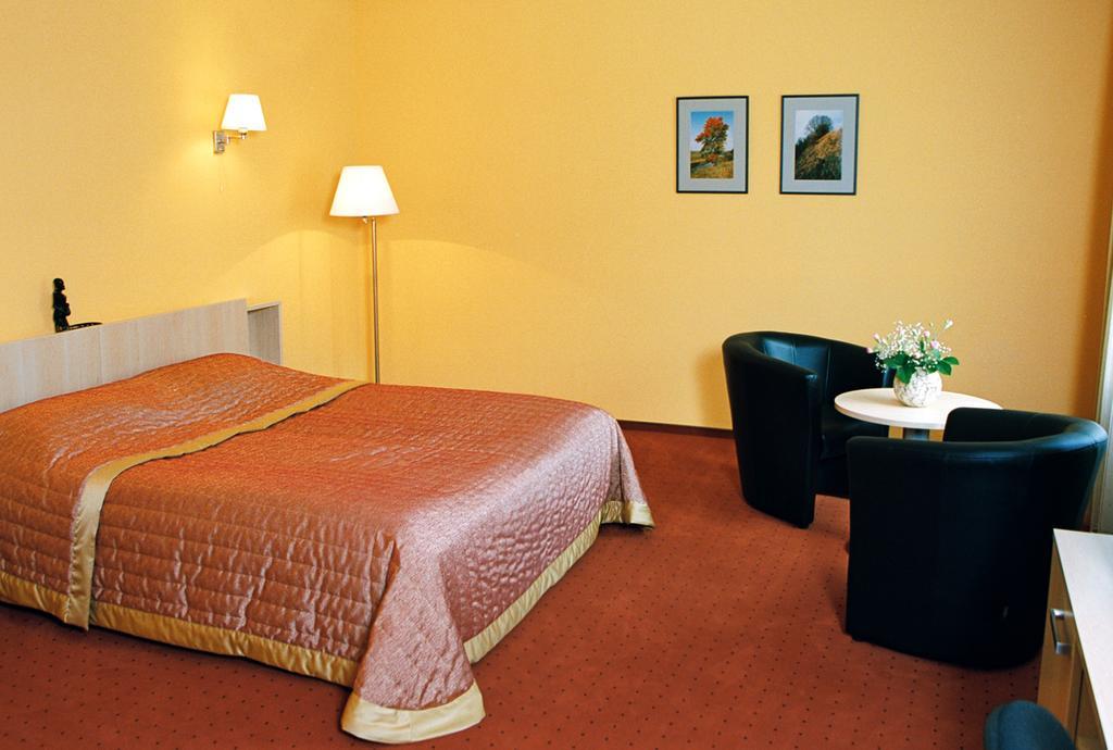 Hotel Senas Namas Алитус Экстерьер фото